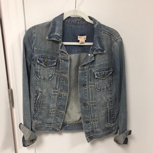 Gap Women’s jean jacket